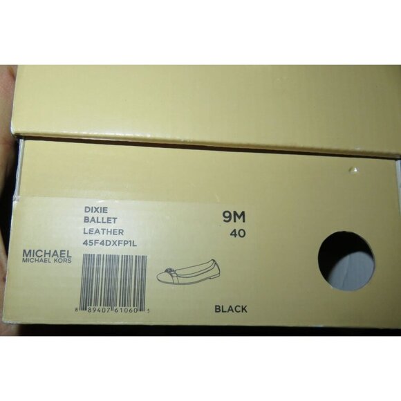 Michael Kors Dixie Black Patent Leather Ballet Flats Cap Toe MK Medallion Bows 9 - Picture 5 of 6